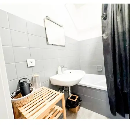 - Proche Bale & St Louis *